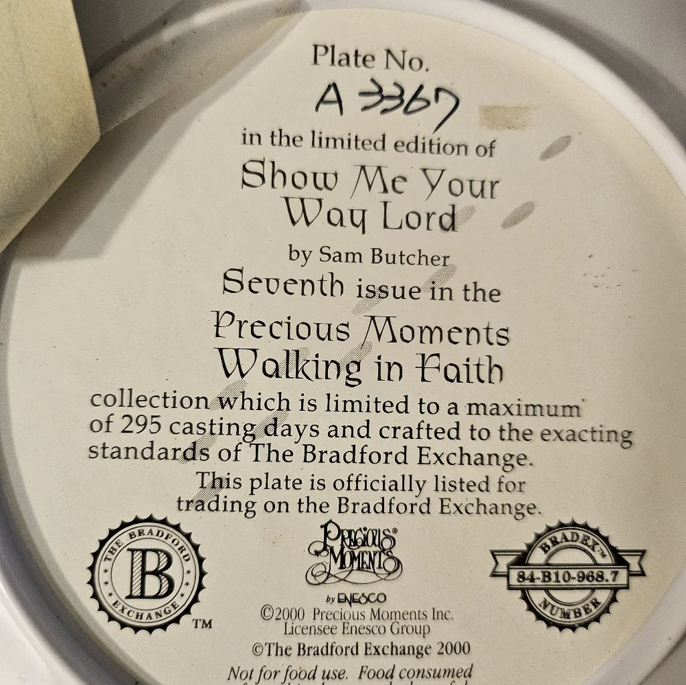 Precious moments, 3-d‎ collector plate, show me your way Lord